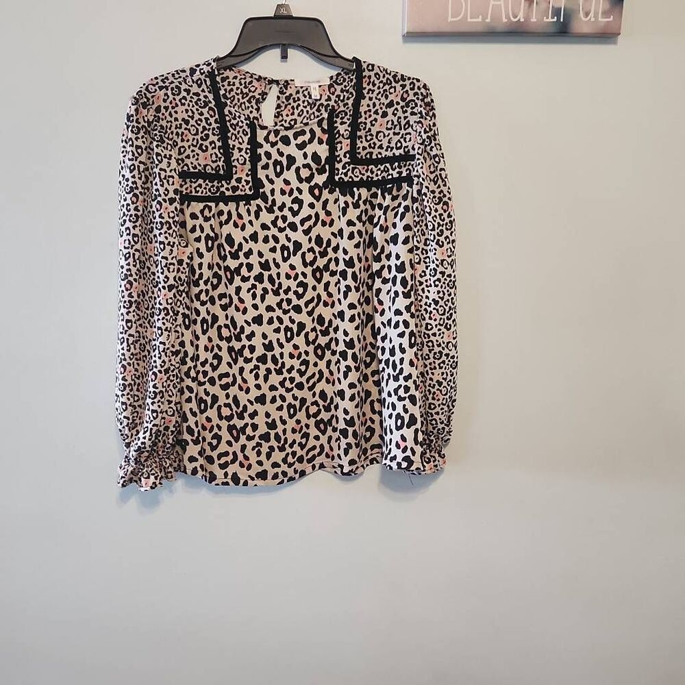 NWT Maurices Size M Leopard Print Mixed Media Blouse Bell Sleeves Boho